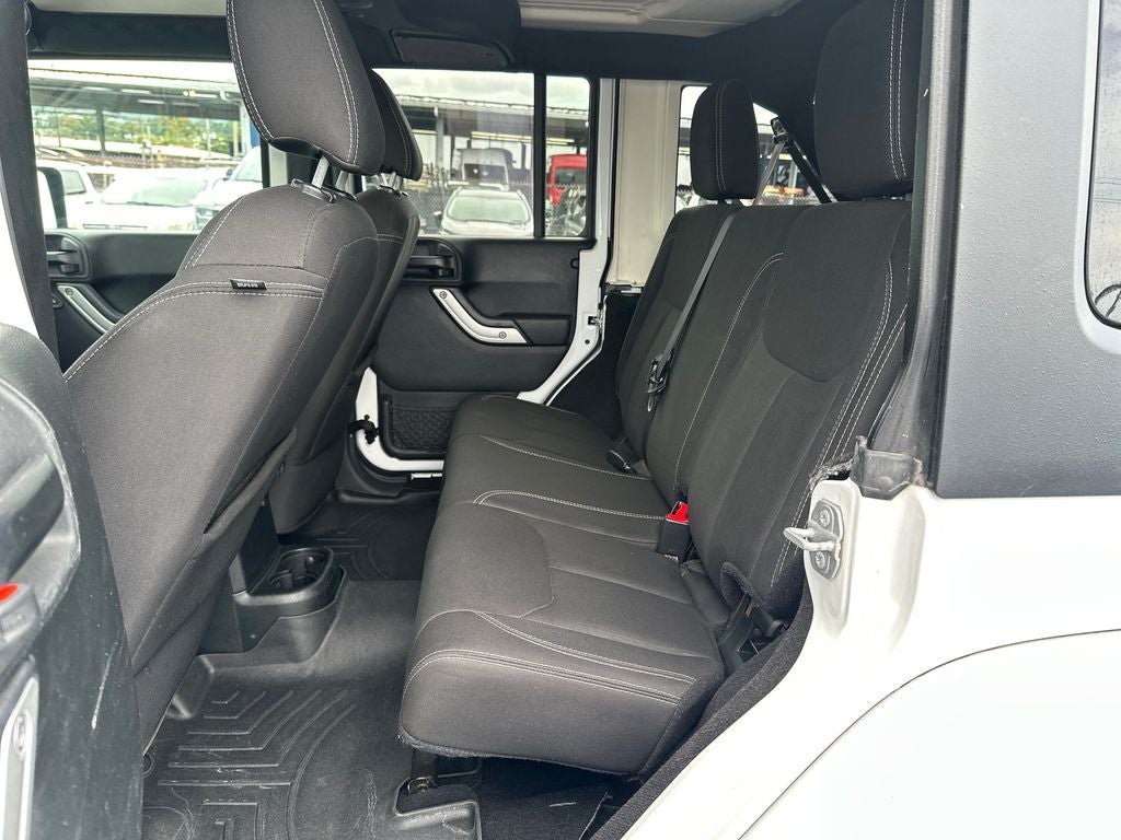 2018 Jeep Wrangler JK Unlimited Sahara