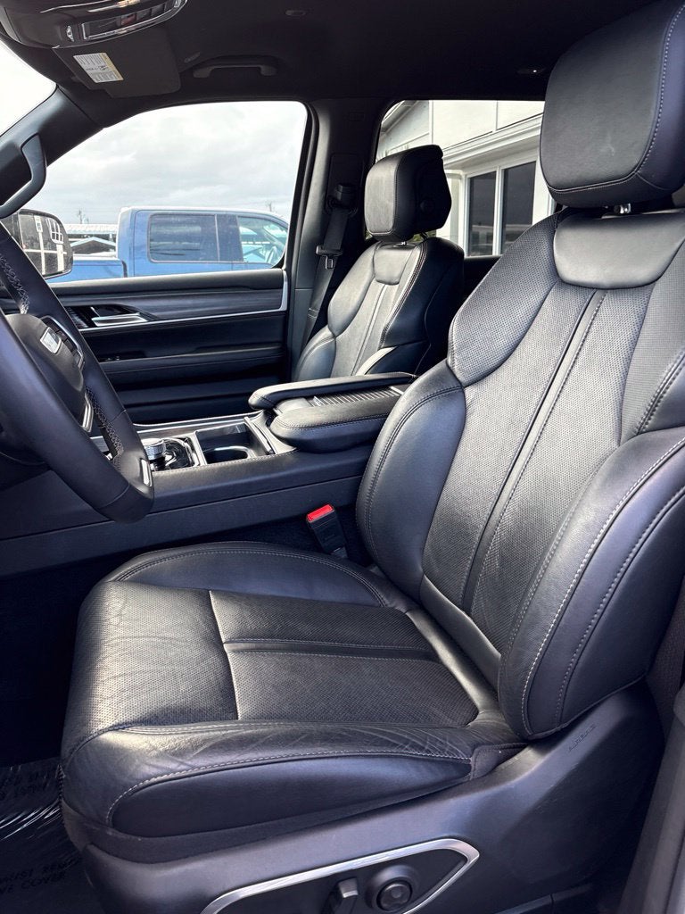 2023 Jeep Wagoneer L Series II