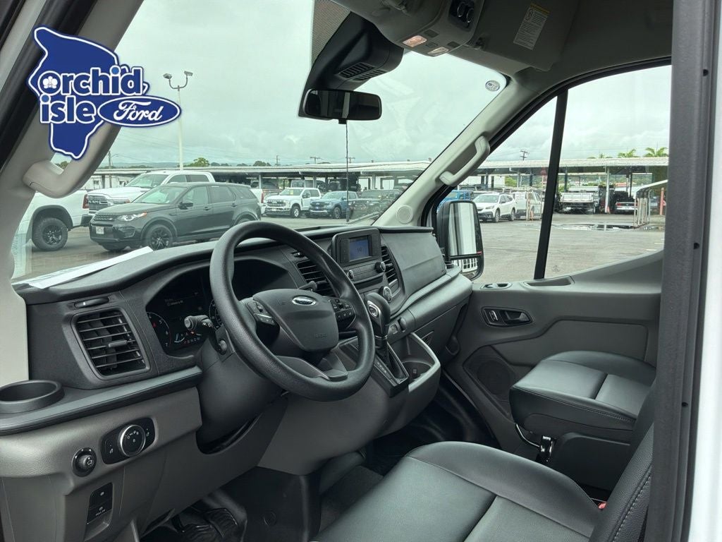 2025 Ford Transit-350 XL