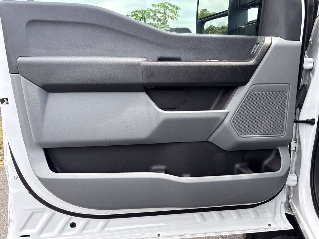 2024 Ford F-600SD XL