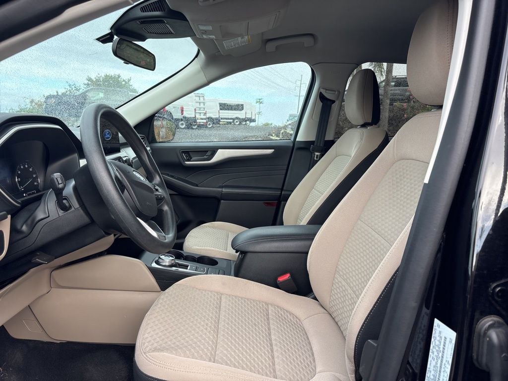 2022 Ford Escape SE Hybrid