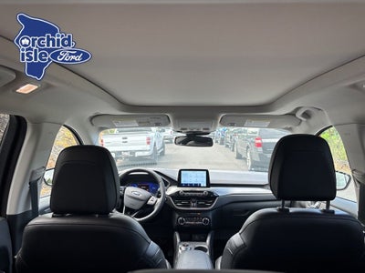 2022 Ford Escape Titanium