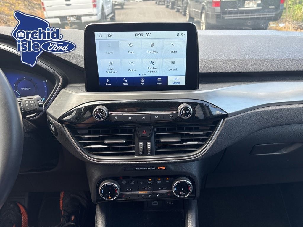 2022 Ford Escape Titanium