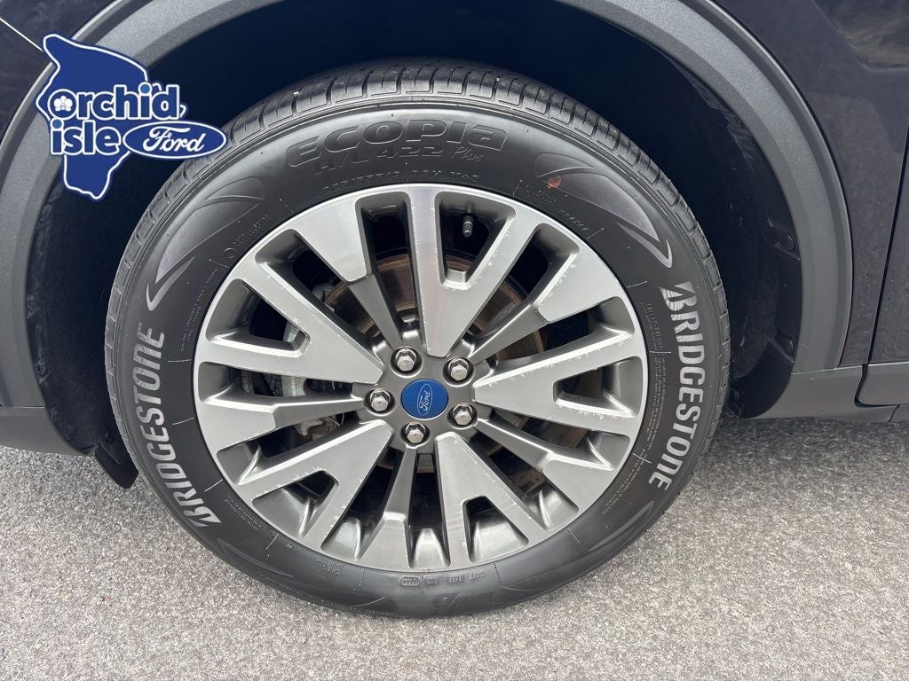 2022 Ford Escape Titanium