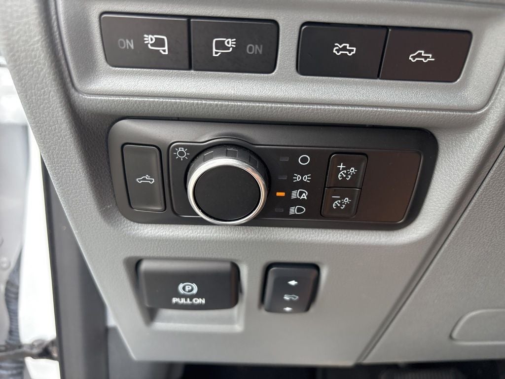 2024 Ford F-150 Lightning Flash