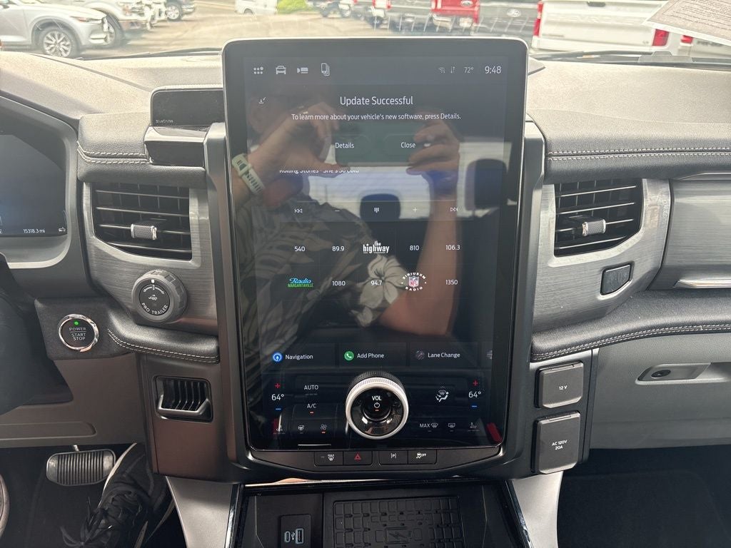 2024 Ford F-150 Lightning Flash