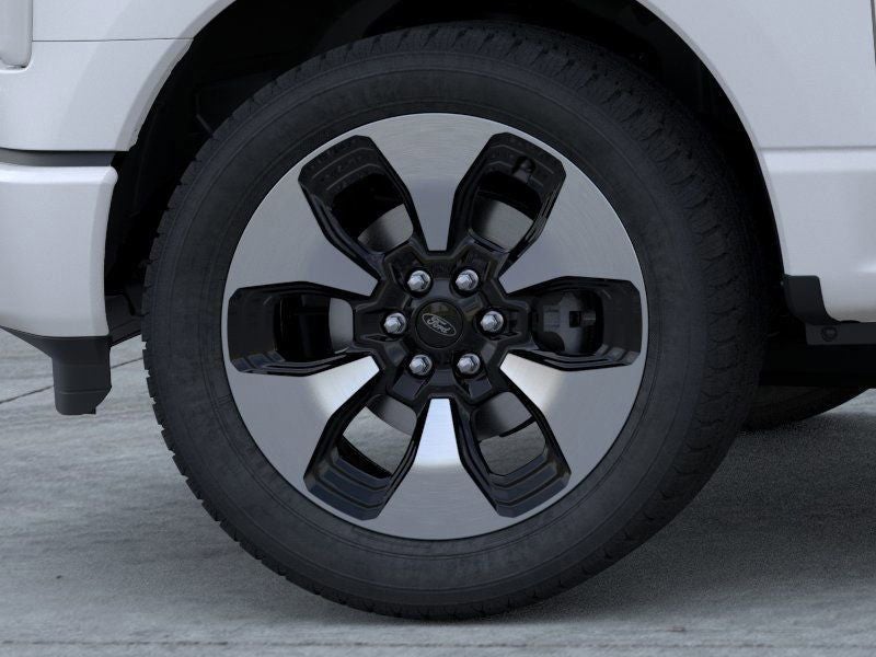 2025 Ford F-150 Lightning Platinum