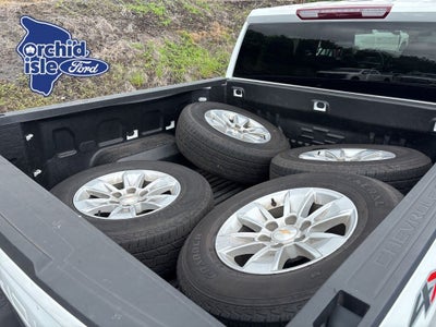2025 Chevrolet Silverado 1500 LT LT1