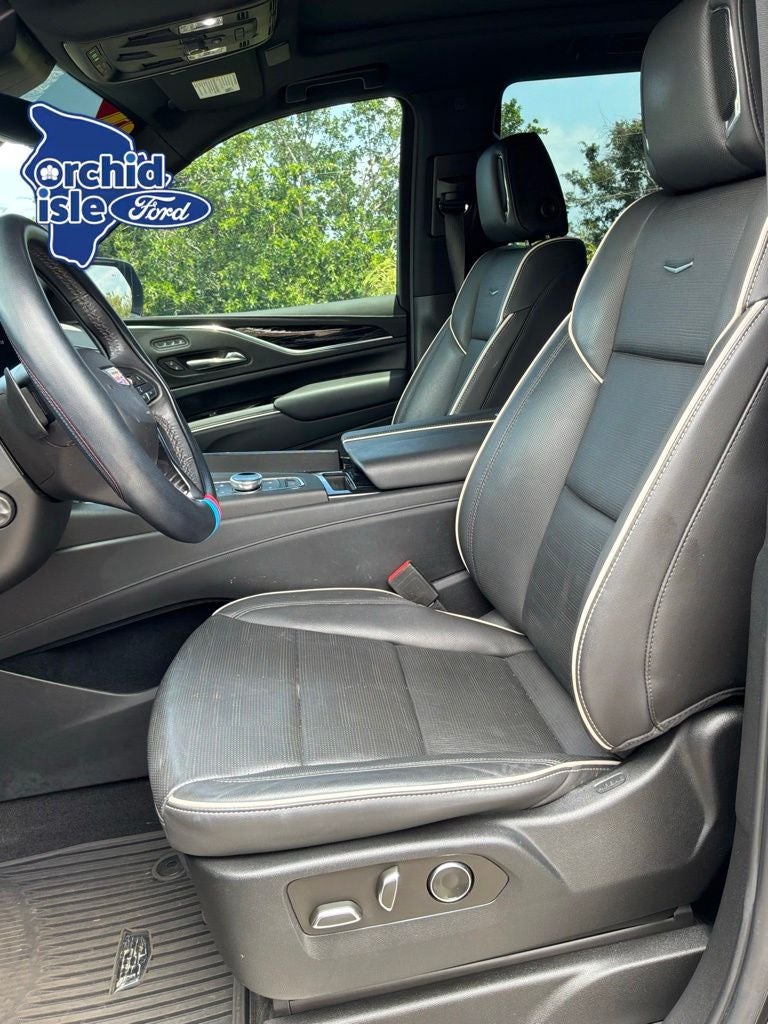 2021 Cadillac Escalade Sport