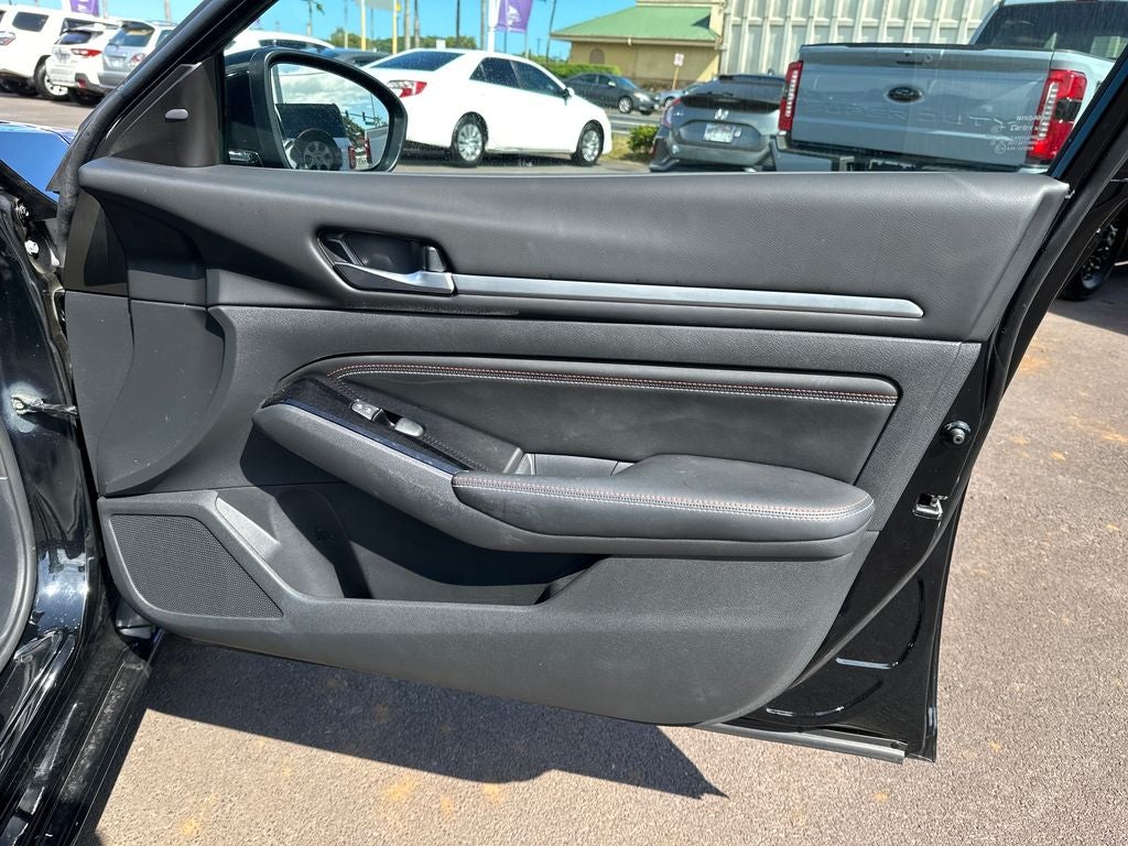 2023 Nissan Altima 2.5 SR