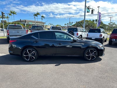 2023 Nissan Altima 2.5 SR