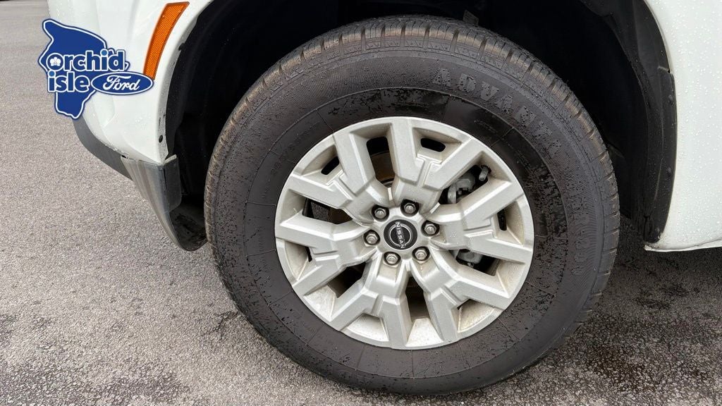 2023 Nissan Frontier SV