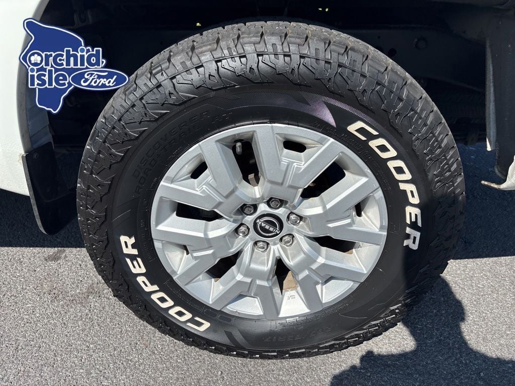 2023 Nissan Frontier SV