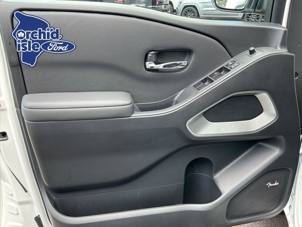 2024 Nissan Frontier SL