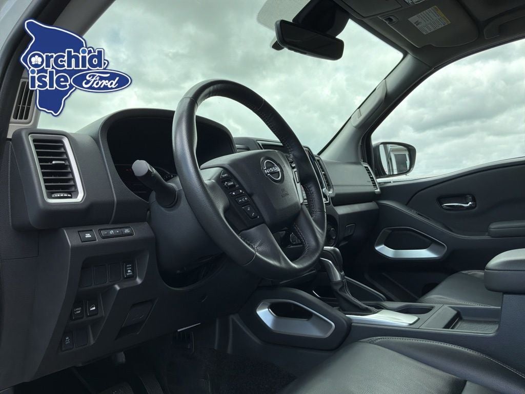 2024 Nissan Frontier SL