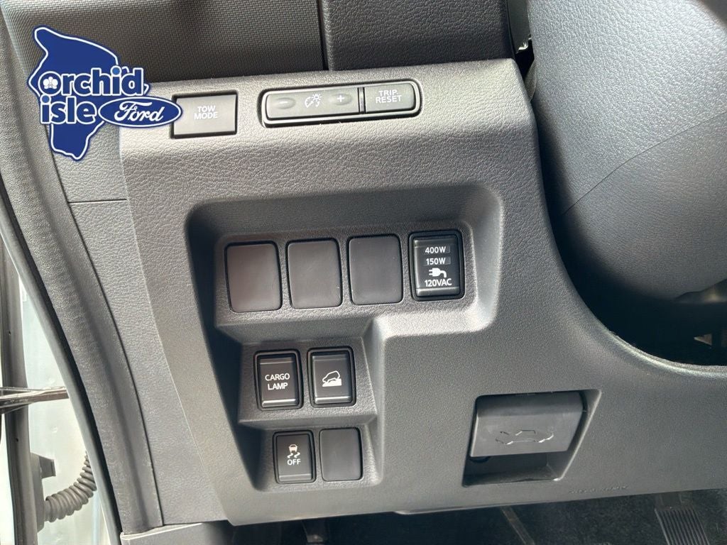 2024 Nissan Frontier SL