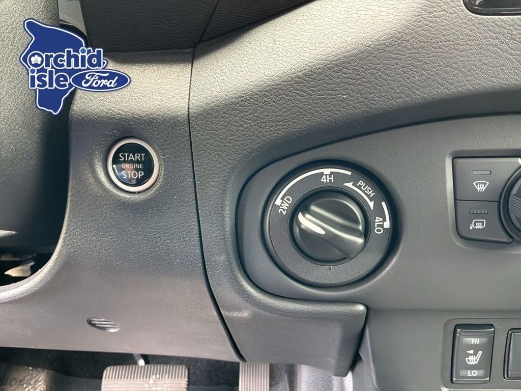 2024 Nissan Frontier SL