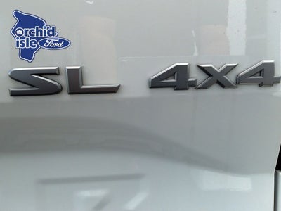 2024 Nissan Frontier SL