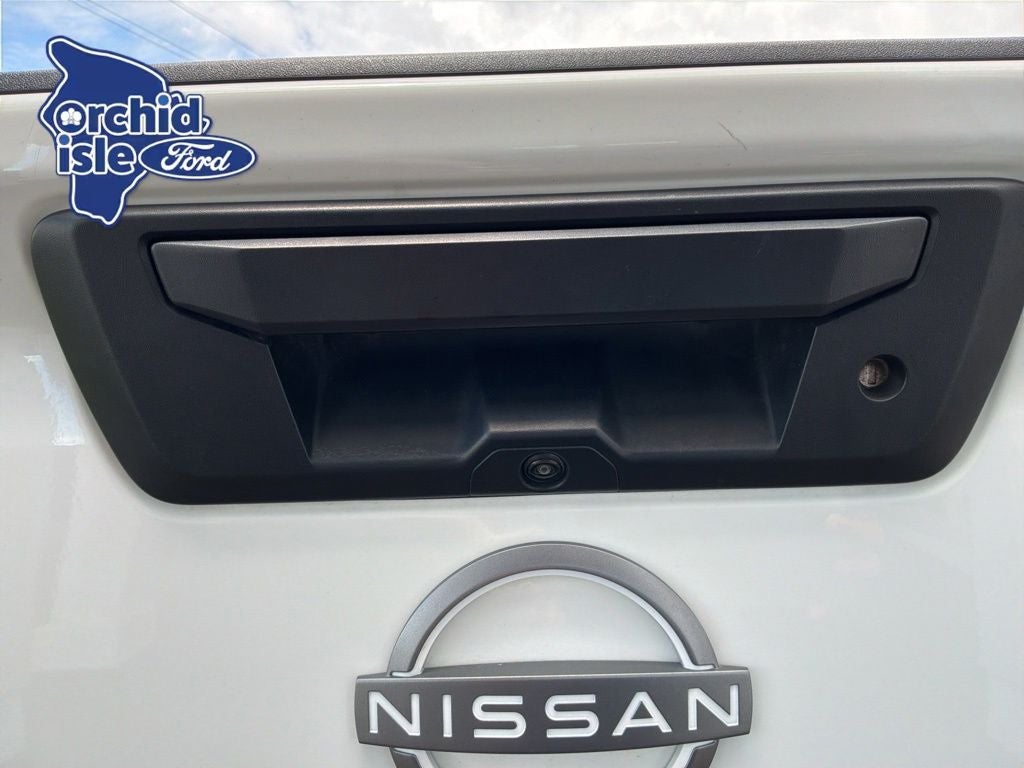 2024 Nissan Frontier SL