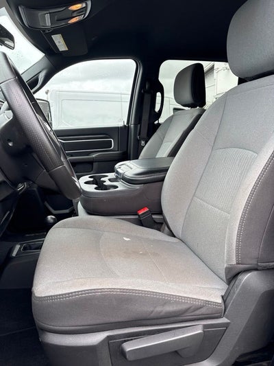 2024 RAM 3500 SLT