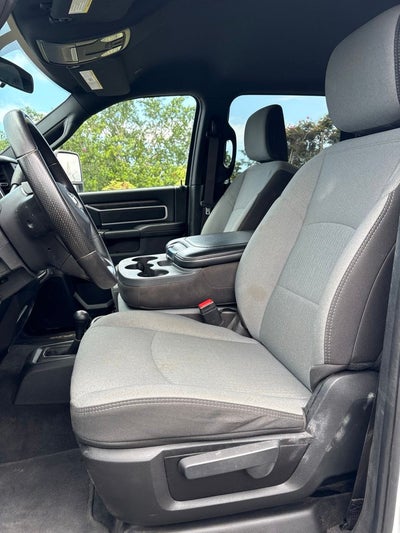 2024 RAM 3500 SLT