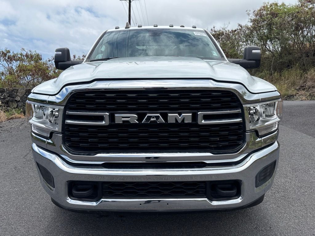 2024 RAM 3500 SLT