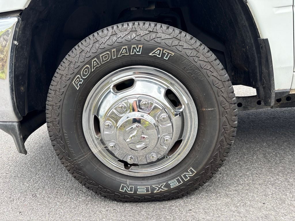 2024 RAM 3500 SLT