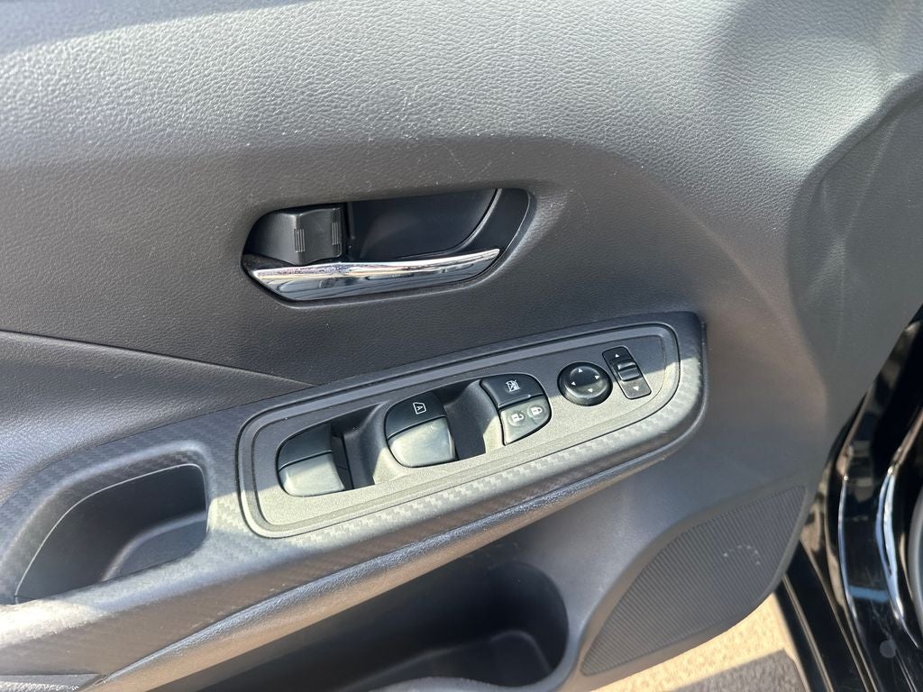 2023 Nissan Versa 1.6 SV