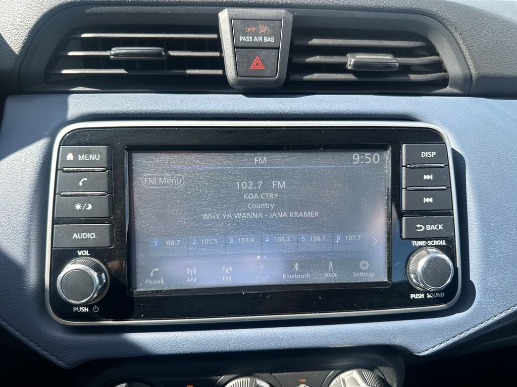 2023 Nissan Versa 1.6 SV