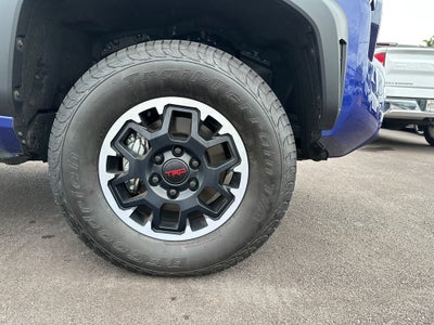 2025 Toyota Tacoma TRD Off-Road