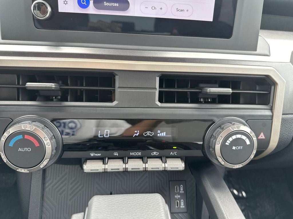 2025 Toyota Tacoma TRD Off-Road