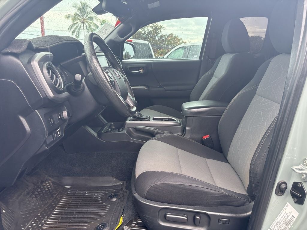 2022 Toyota Tacoma TRD Sport V6