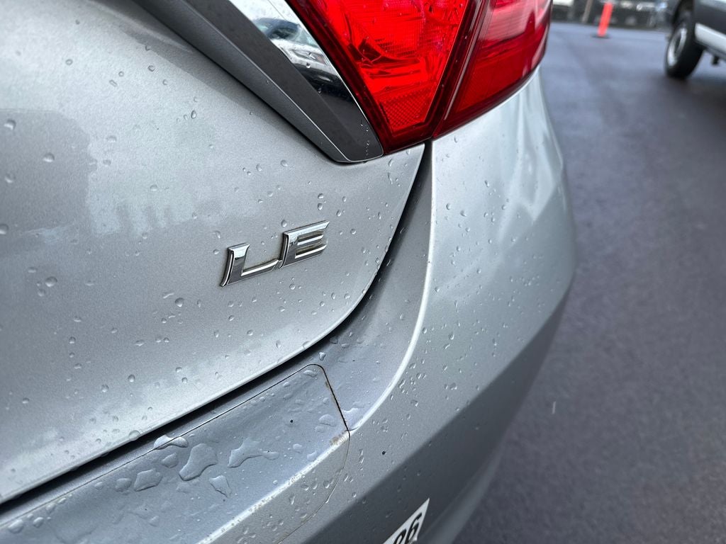 2016 Toyota Camry LE