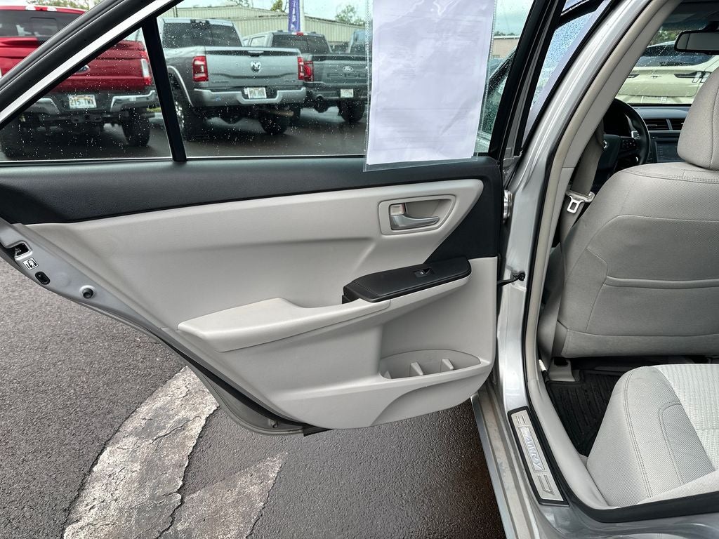 2016 Toyota Camry LE