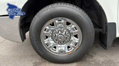 2019 Nissan NV Passenger SV