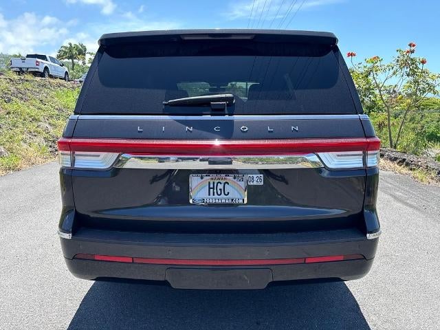 2008 Lincoln Navigator Base