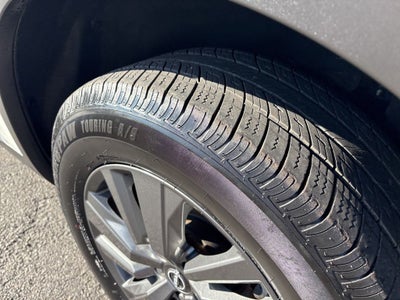 2023 Nissan Pathfinder SV