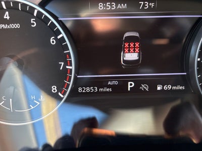 2023 Nissan Pathfinder SV