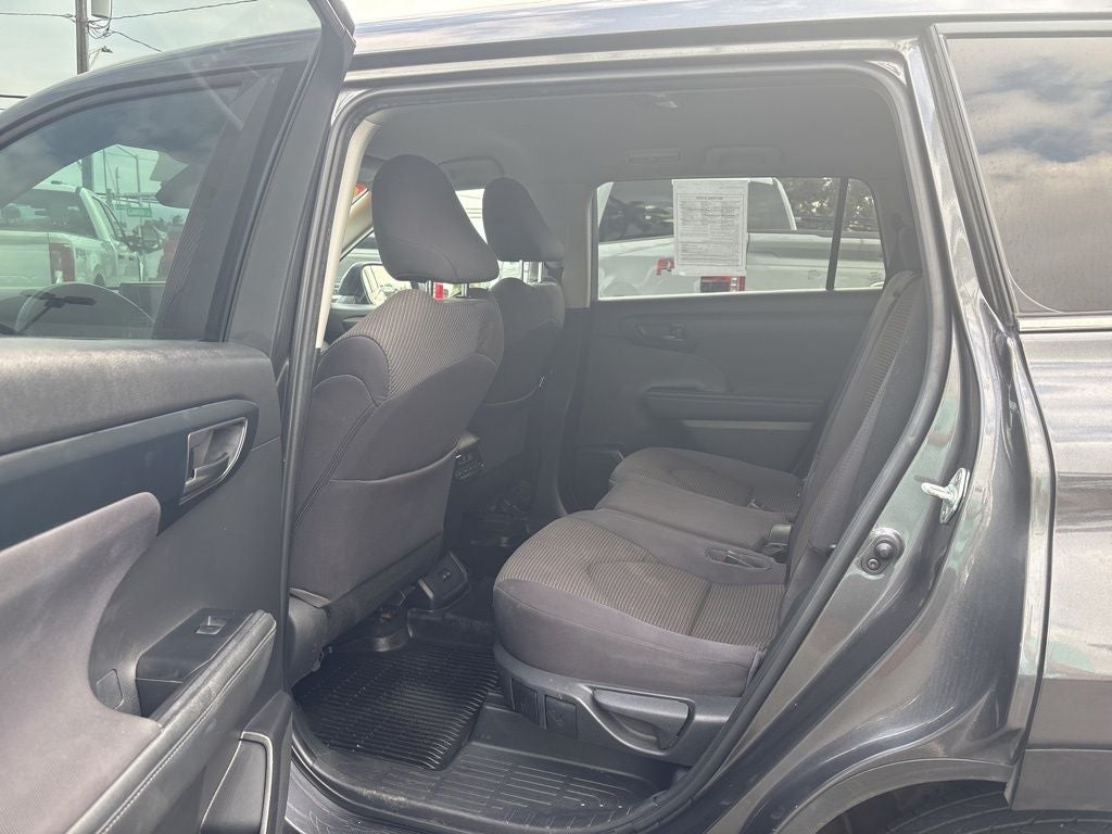 2023 Toyota Highlander L