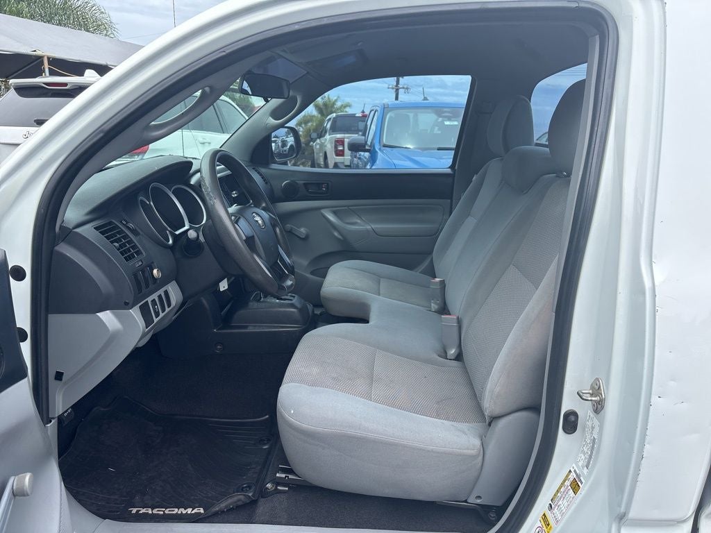 2014 Toyota Tacoma Base