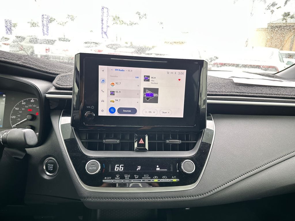 2023 Toyota Corolla SE