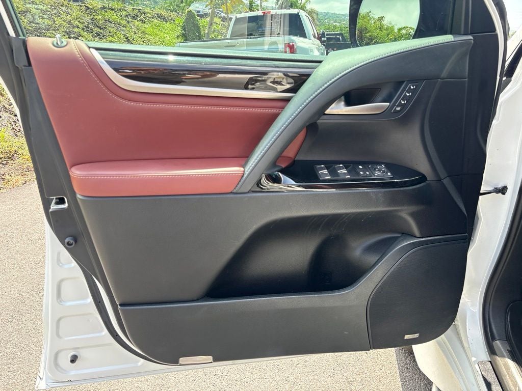 2021 Lexus LX 570