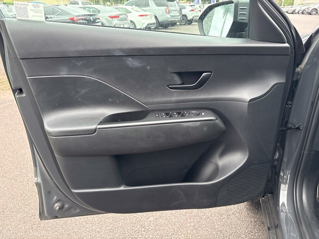 2025 Hyundai Kona SEL