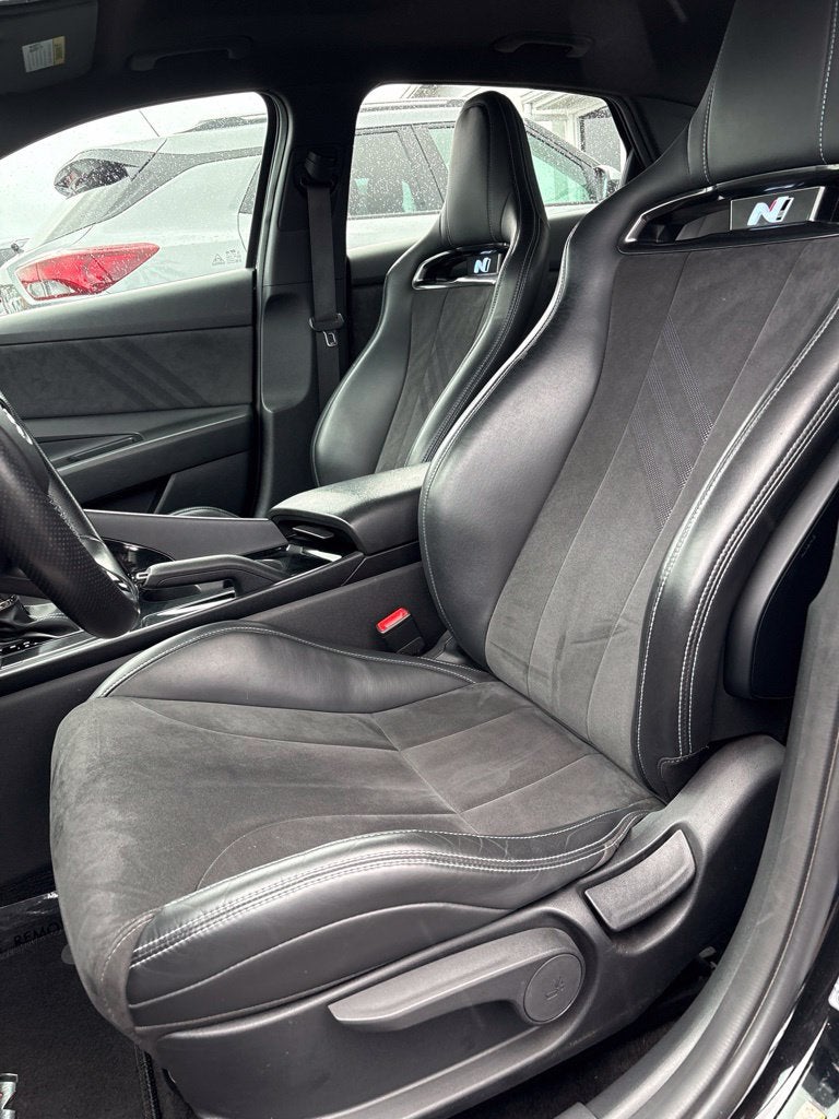 2022 Hyundai Elantra N Base