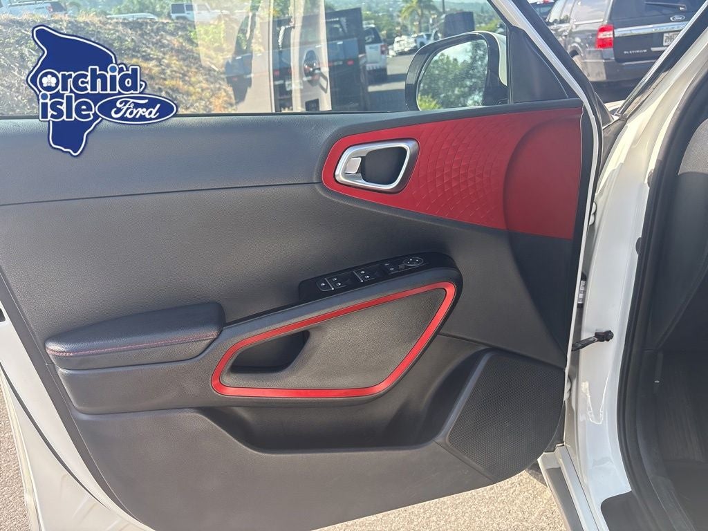 2023 Kia Soul GT-Line