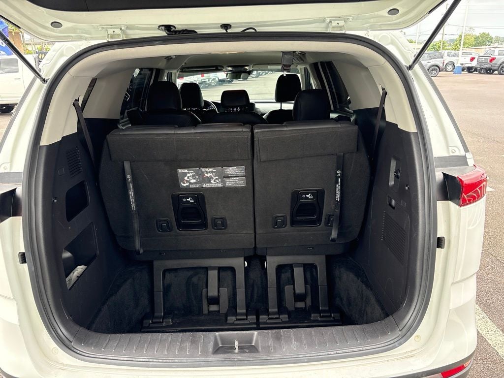 2023 Kia Carnival LX Seat Package