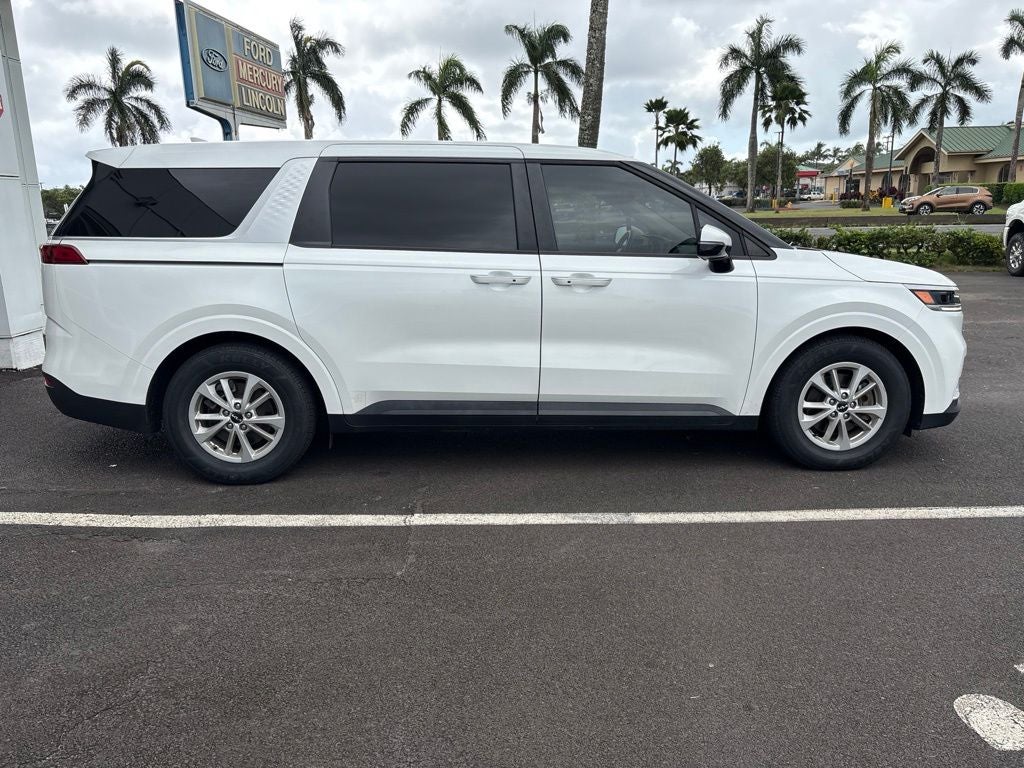 2023 Kia Carnival LX Seat Package