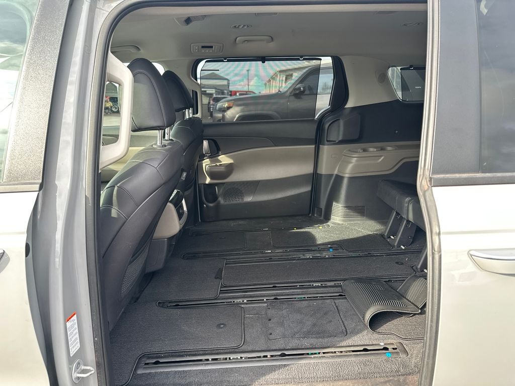 2025 Kia Carnival Hybrid EX