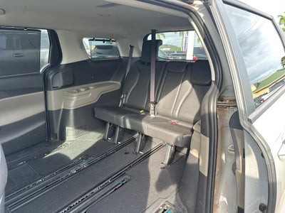 2025 Kia Carnival Hybrid EX