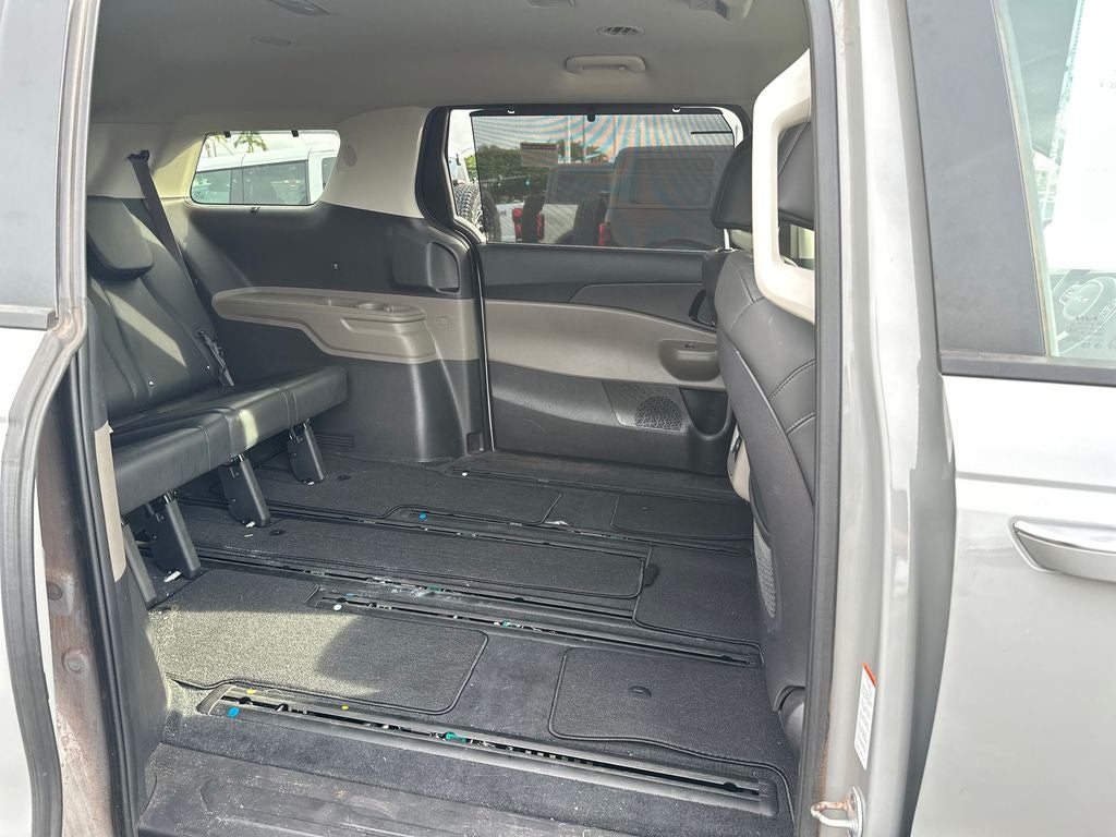 2025 Kia Carnival Hybrid EX